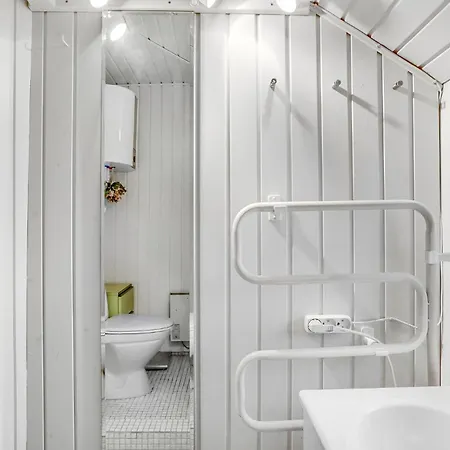 Σπίτι διακοπών 3 Bedroom Awesome In *