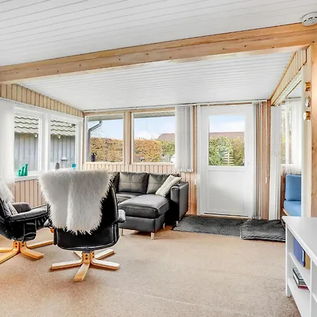 Holiday home 3 Bedroom Awesome In